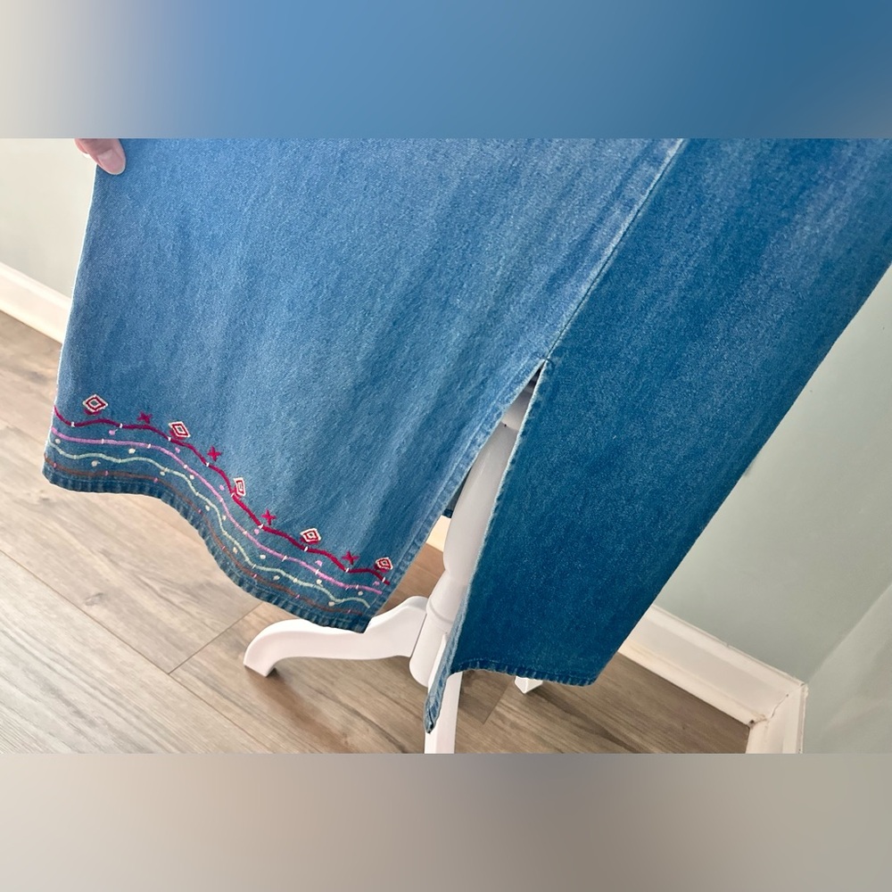 L Carolina bay denim blue jean vintage jumper dress embroidered cottage 90s maxi - Picture 7 of 7